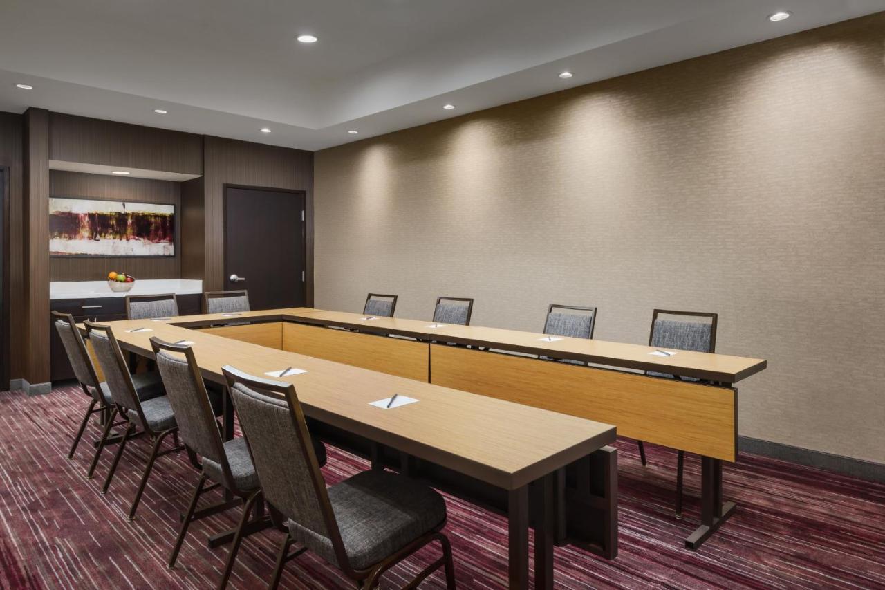 Courtyard By Marriott Dallas Lewisville Bagian luar foto