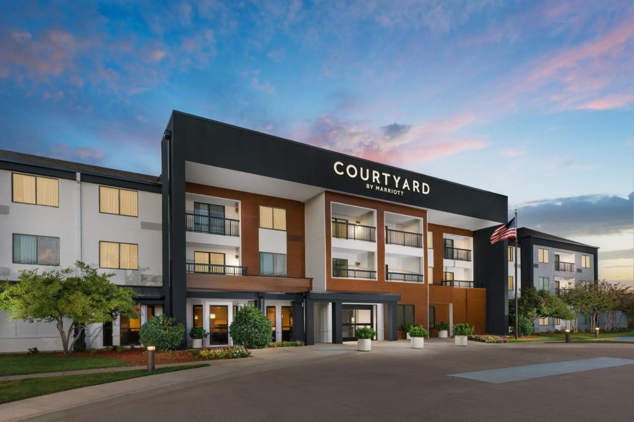 Courtyard By Marriott Dallas Lewisville Bagian luar foto