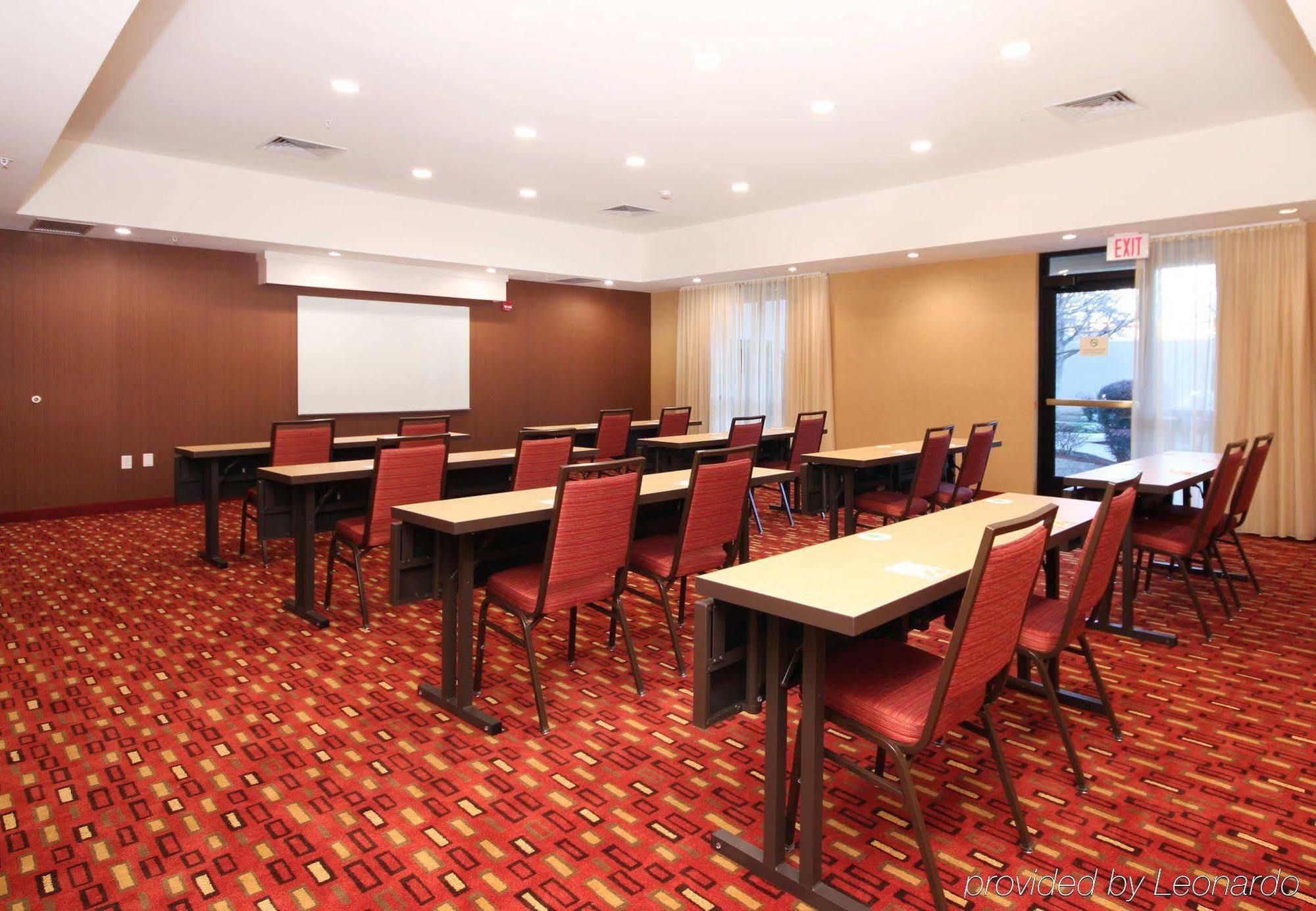 Courtyard By Marriott Dallas Lewisville Bagian luar foto